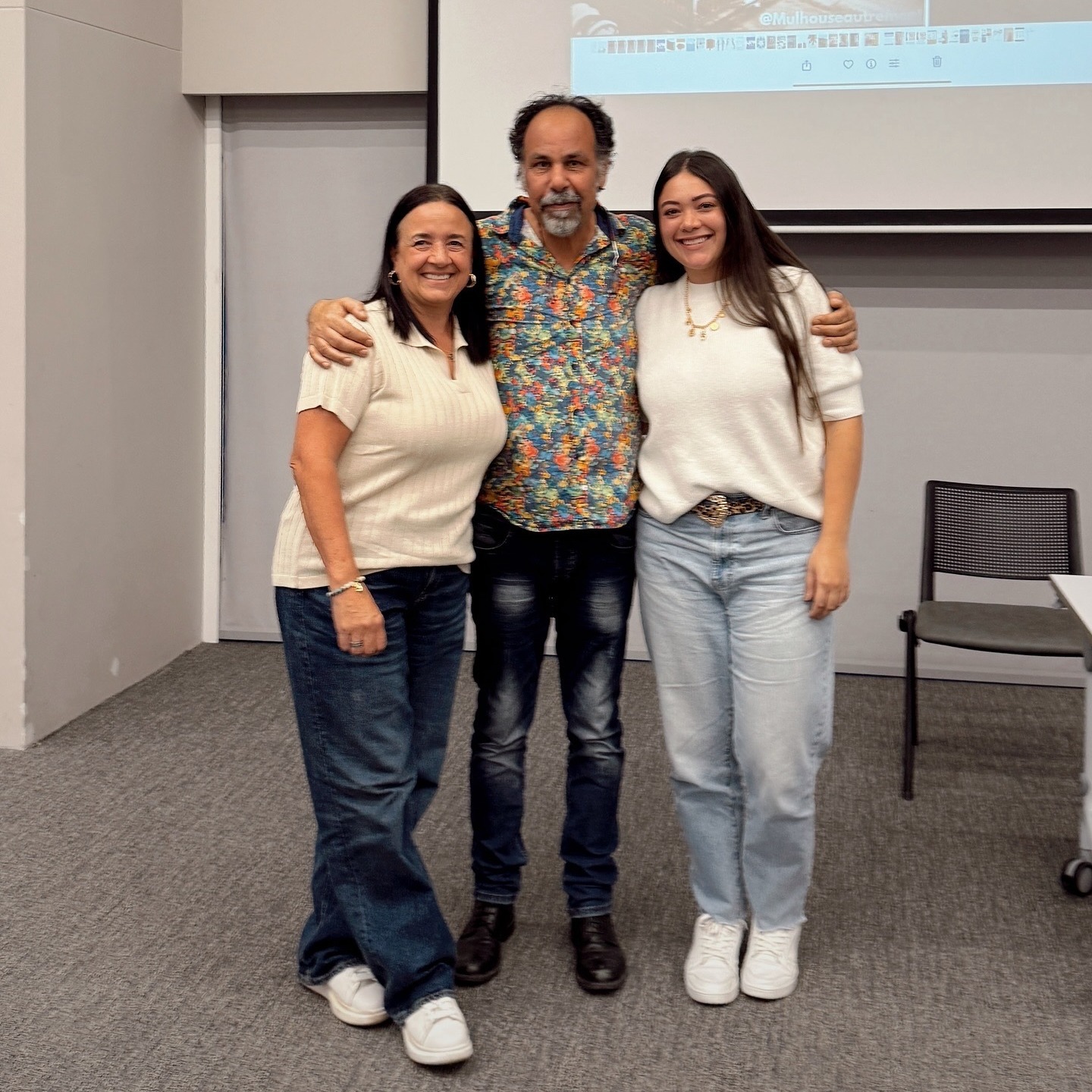 D572CEEF-76BC-4595-BA30-D217EBA686ED